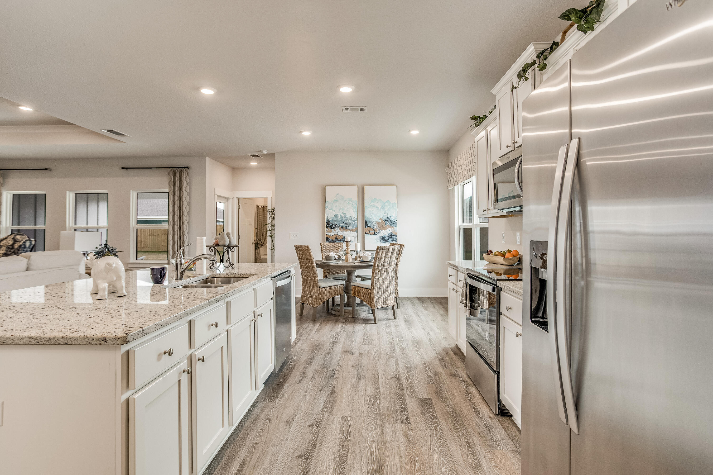 HILLWOOD ESTATES - Residential