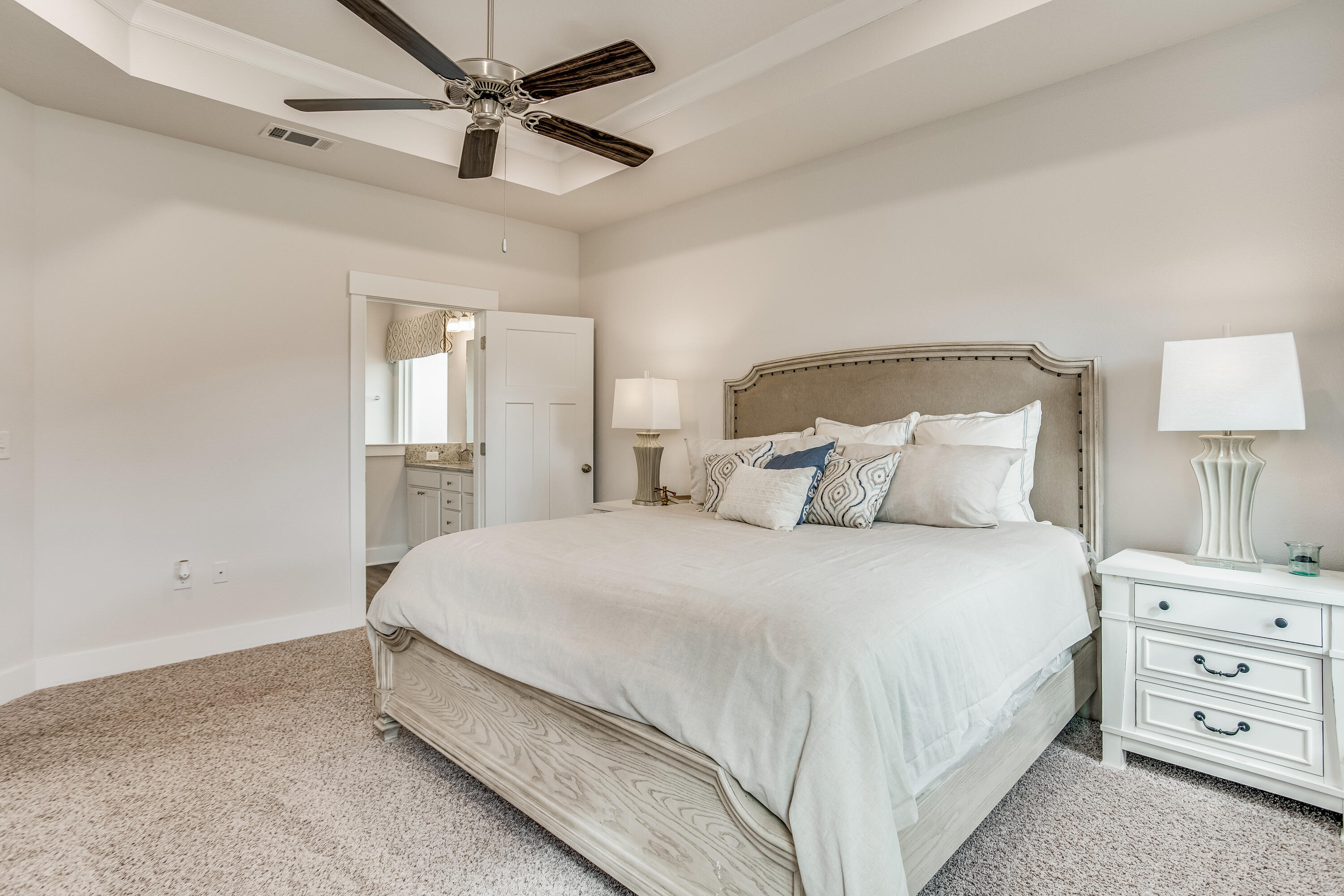 HILLWOOD ESTATES - Residential