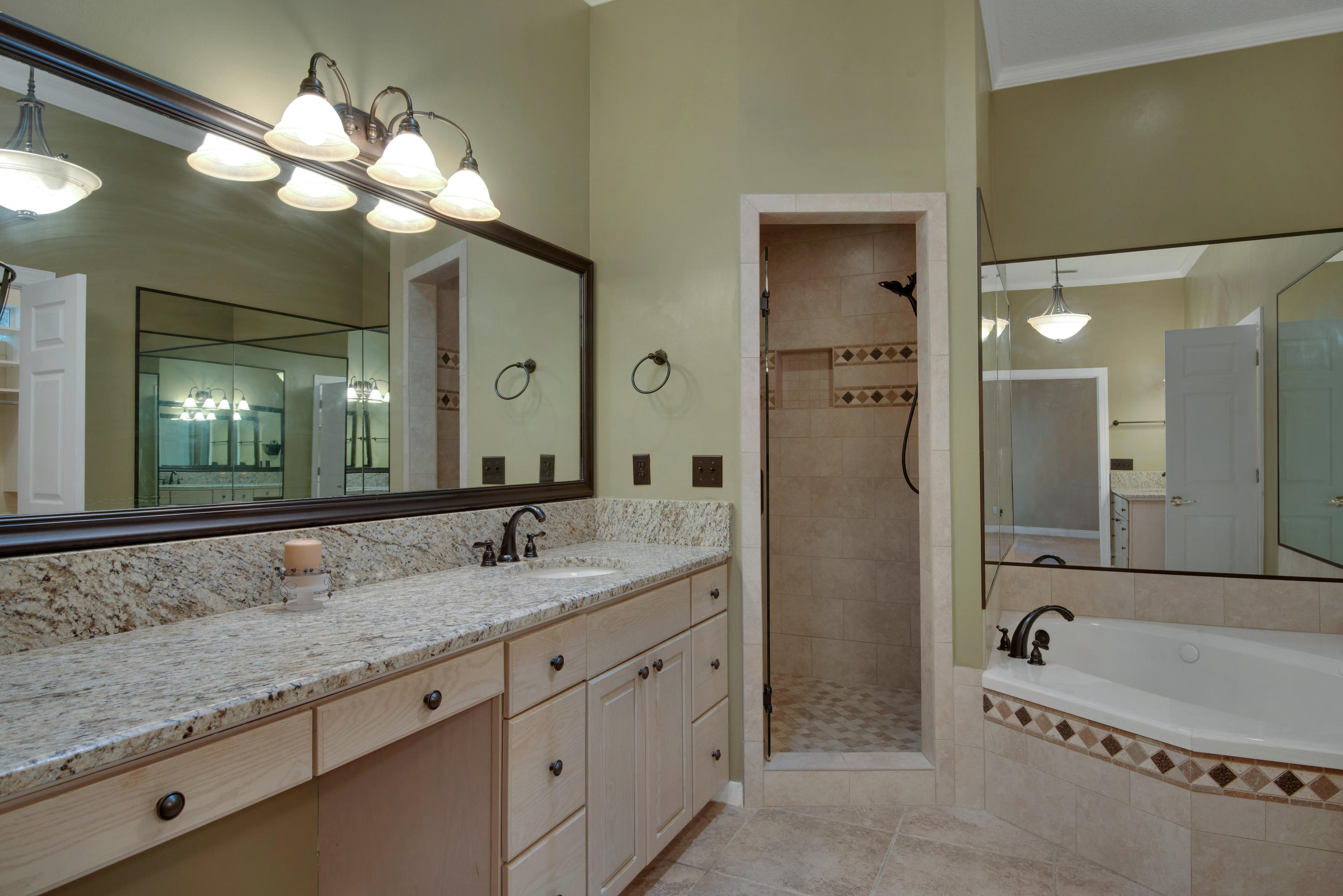 HUNTINGTON S/D PH 1 - Residential Lease