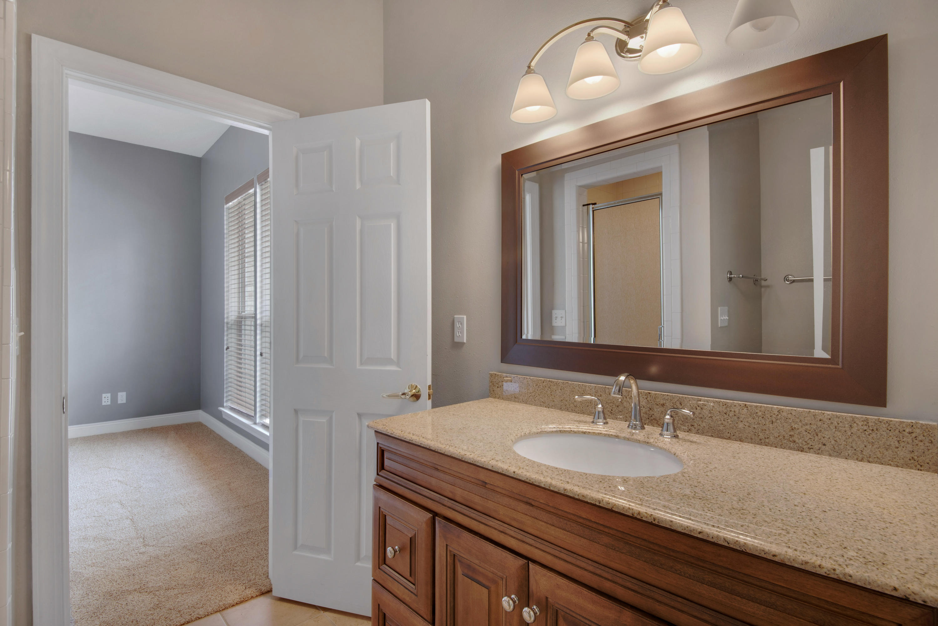 HUNTINGTON S/D PH 1 - Residential Lease