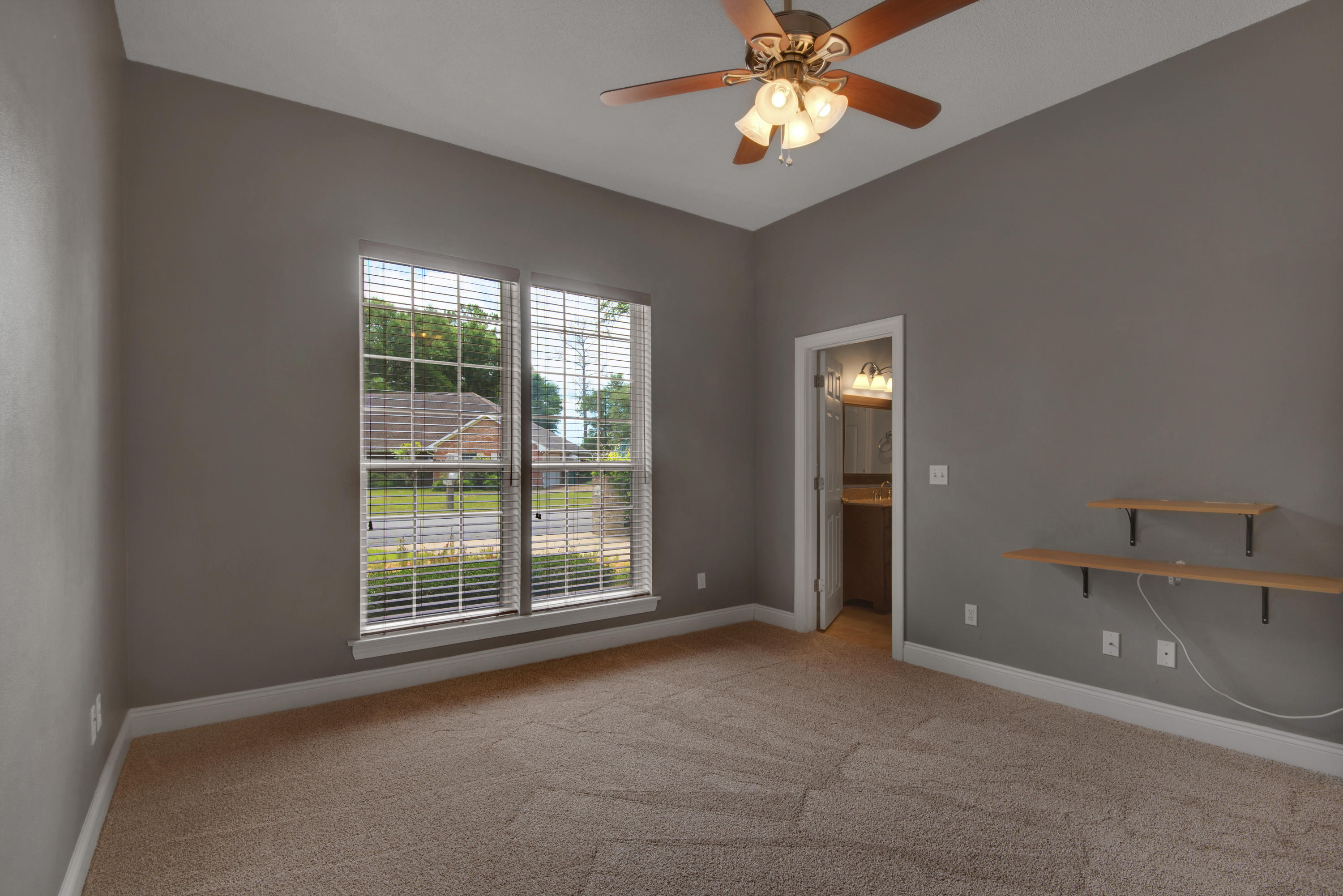 HUNTINGTON S/D PH 1 - Residential Lease