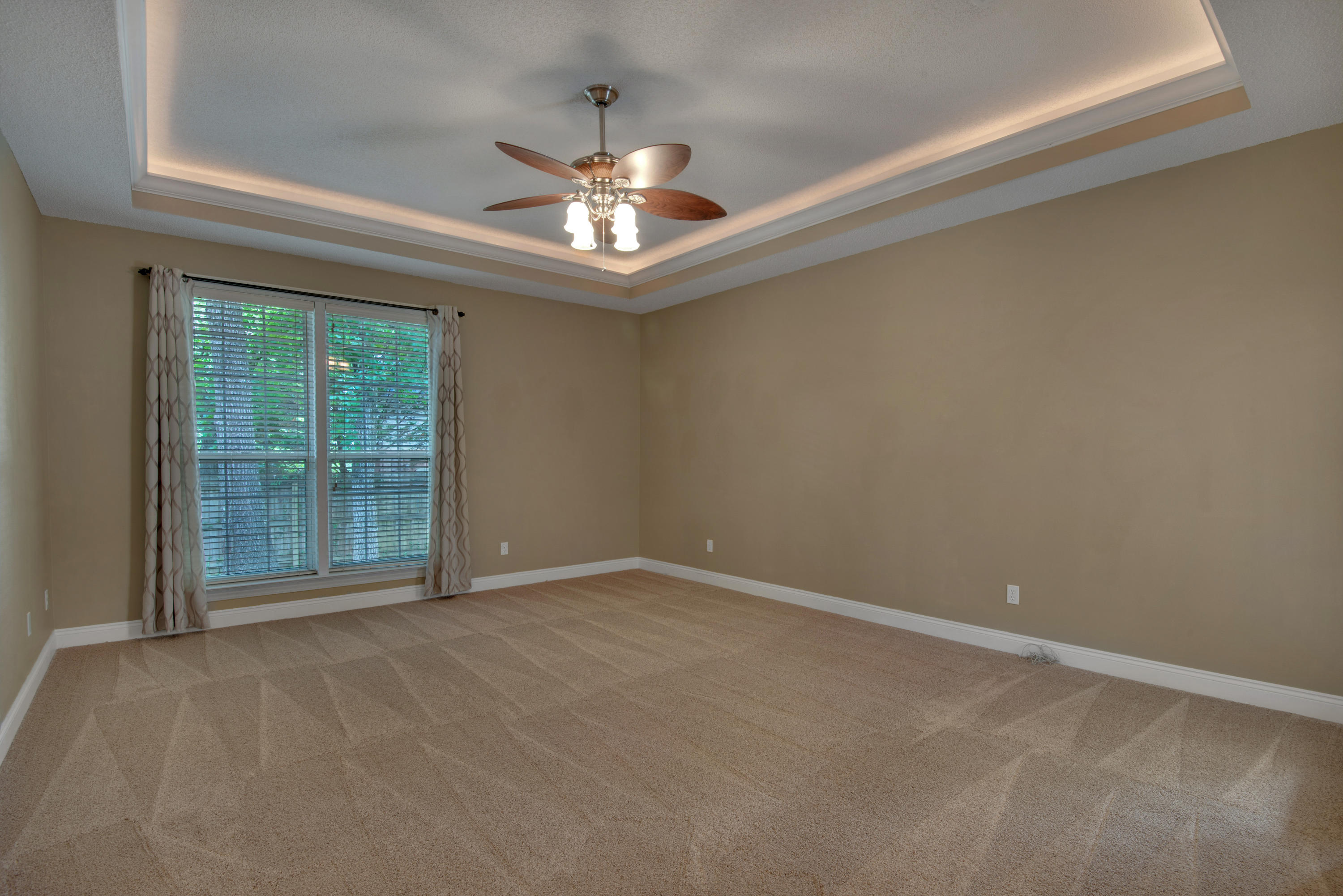 HUNTINGTON S/D PH 1 - Residential Lease