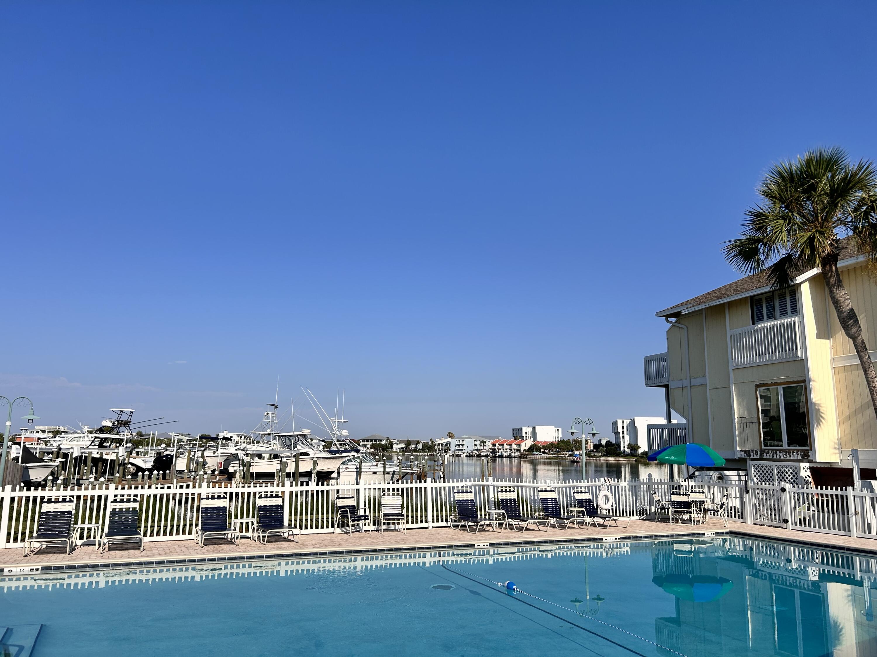 SANDPIPER COVE PH 20 - Residential