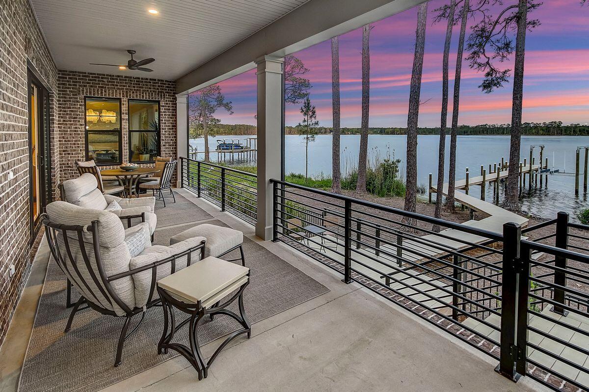 WATER'S EDGE - Residential