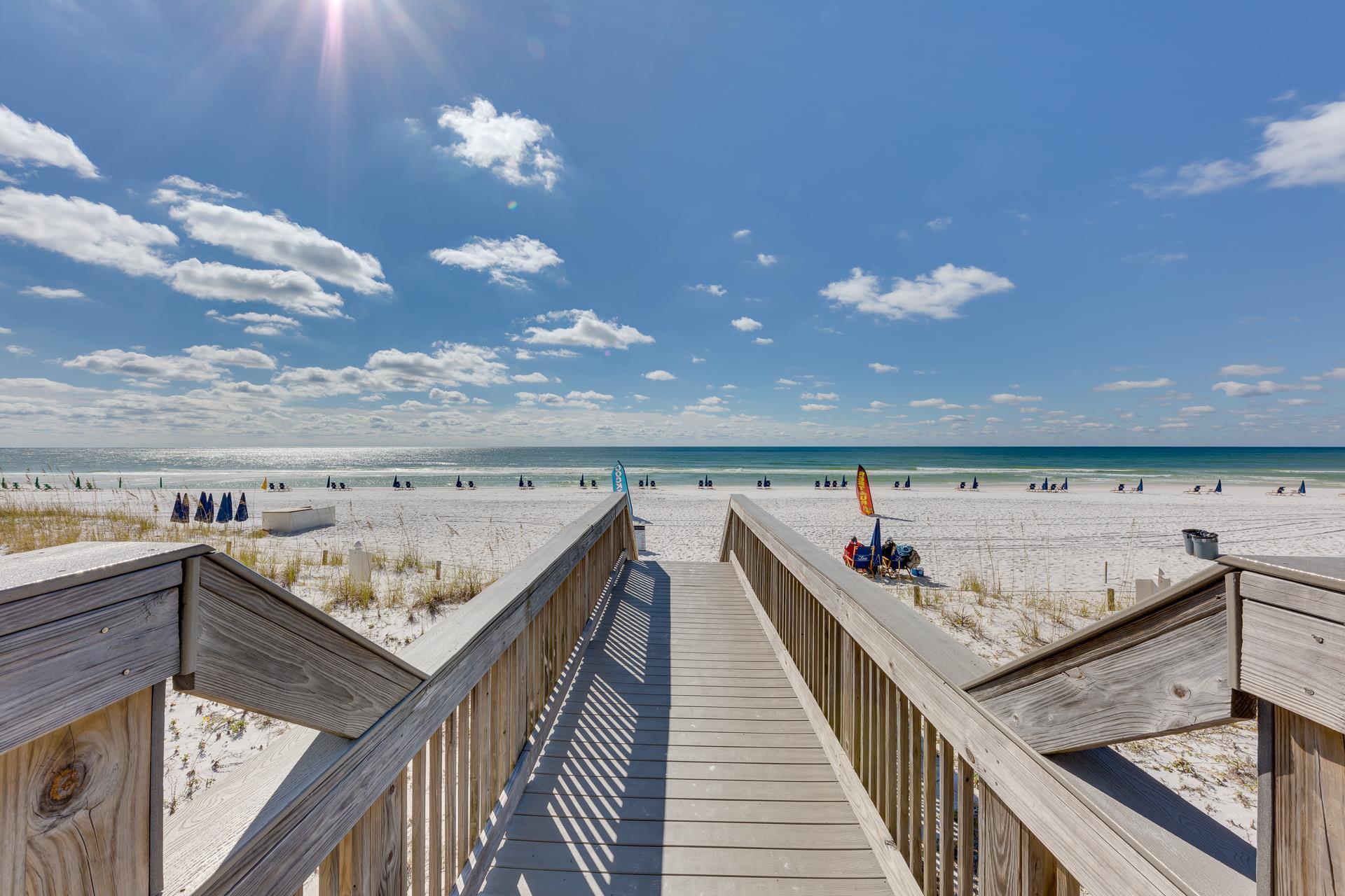 INN AT CRYSTAL BEACH (SUMMERCHASE CONDO) - Residential