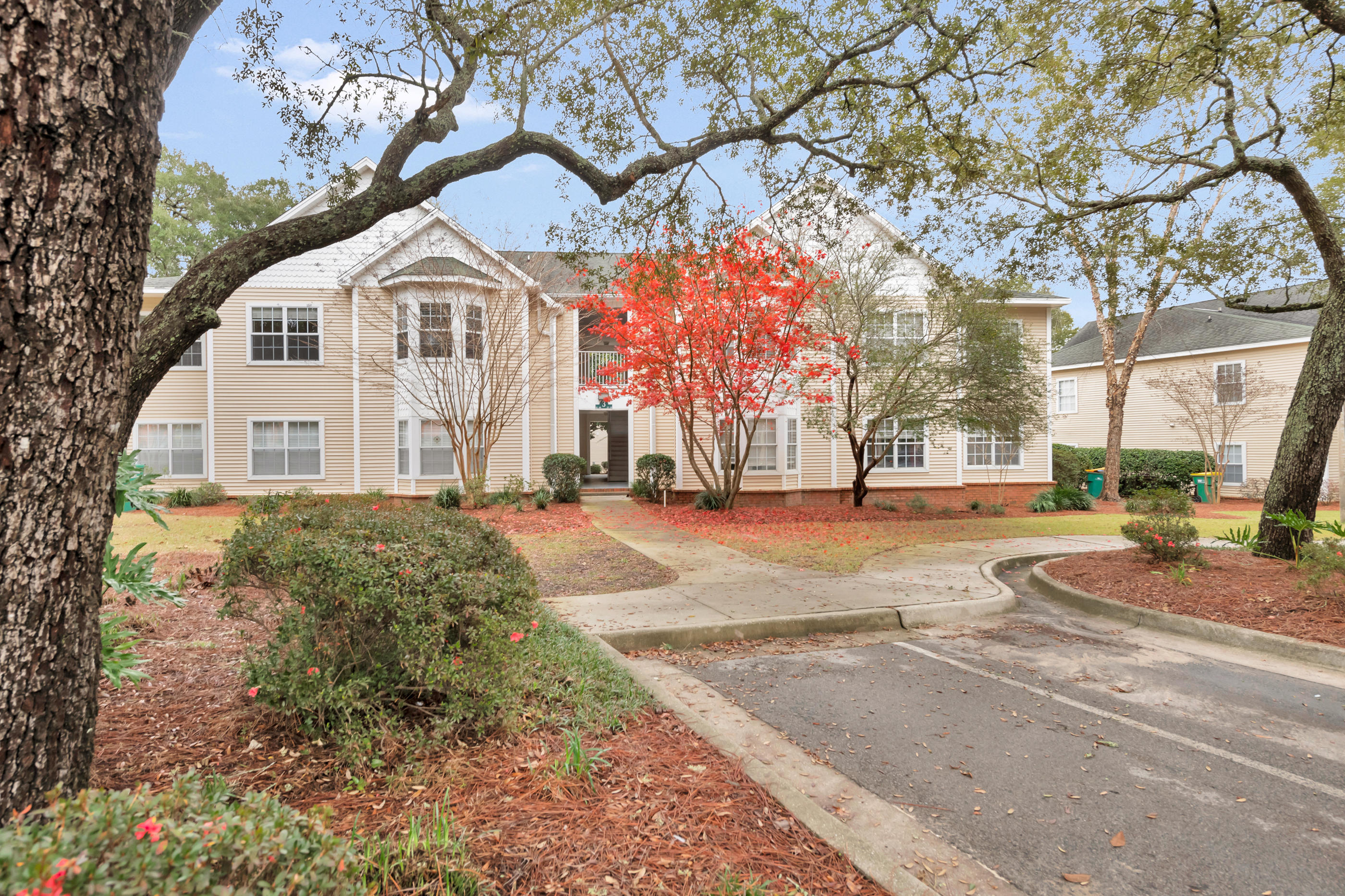 The Oaks at Niceville - Residential Lease