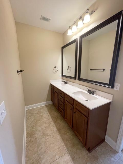 RACETRACK ROAD - Residential Lease