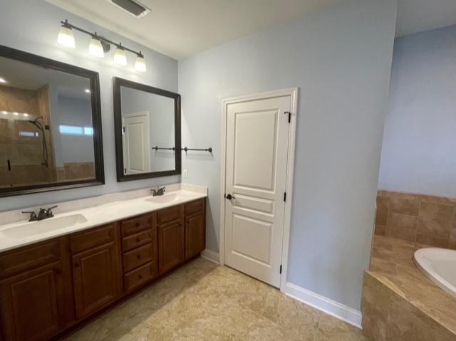 RACETRACK ROAD - Residential Lease