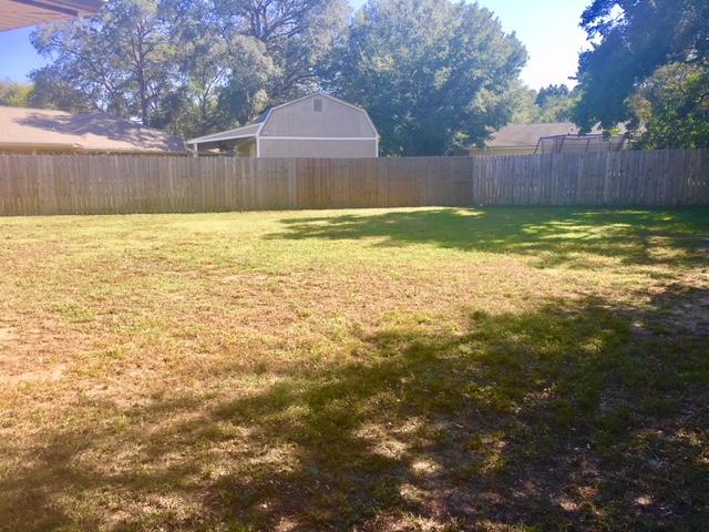 RACETRACK ROAD - Residential Lease