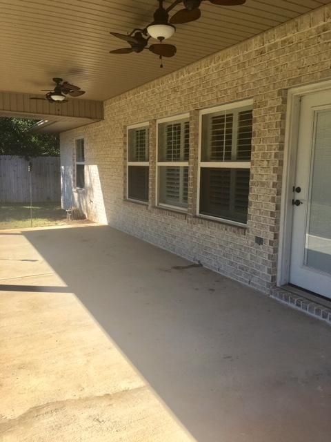 RACETRACK ROAD - Residential Lease