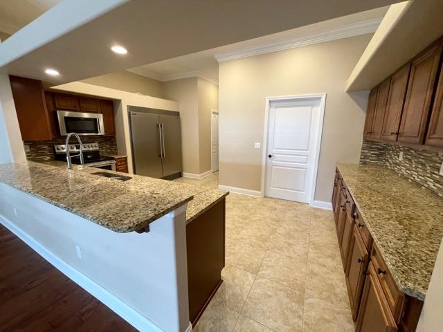 RACETRACK ROAD - Residential Lease
