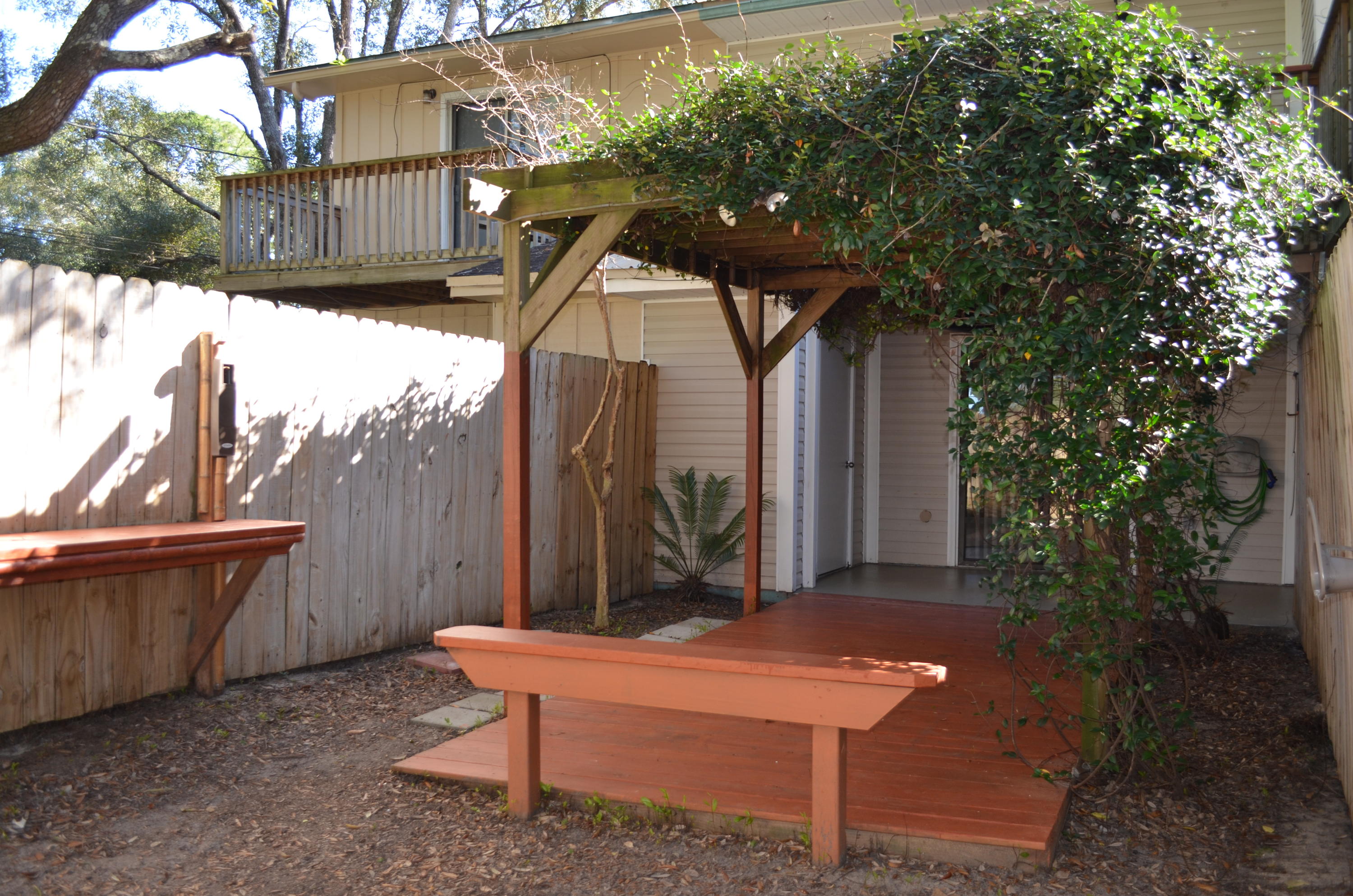 SCOTTWOOD - Residential Lease