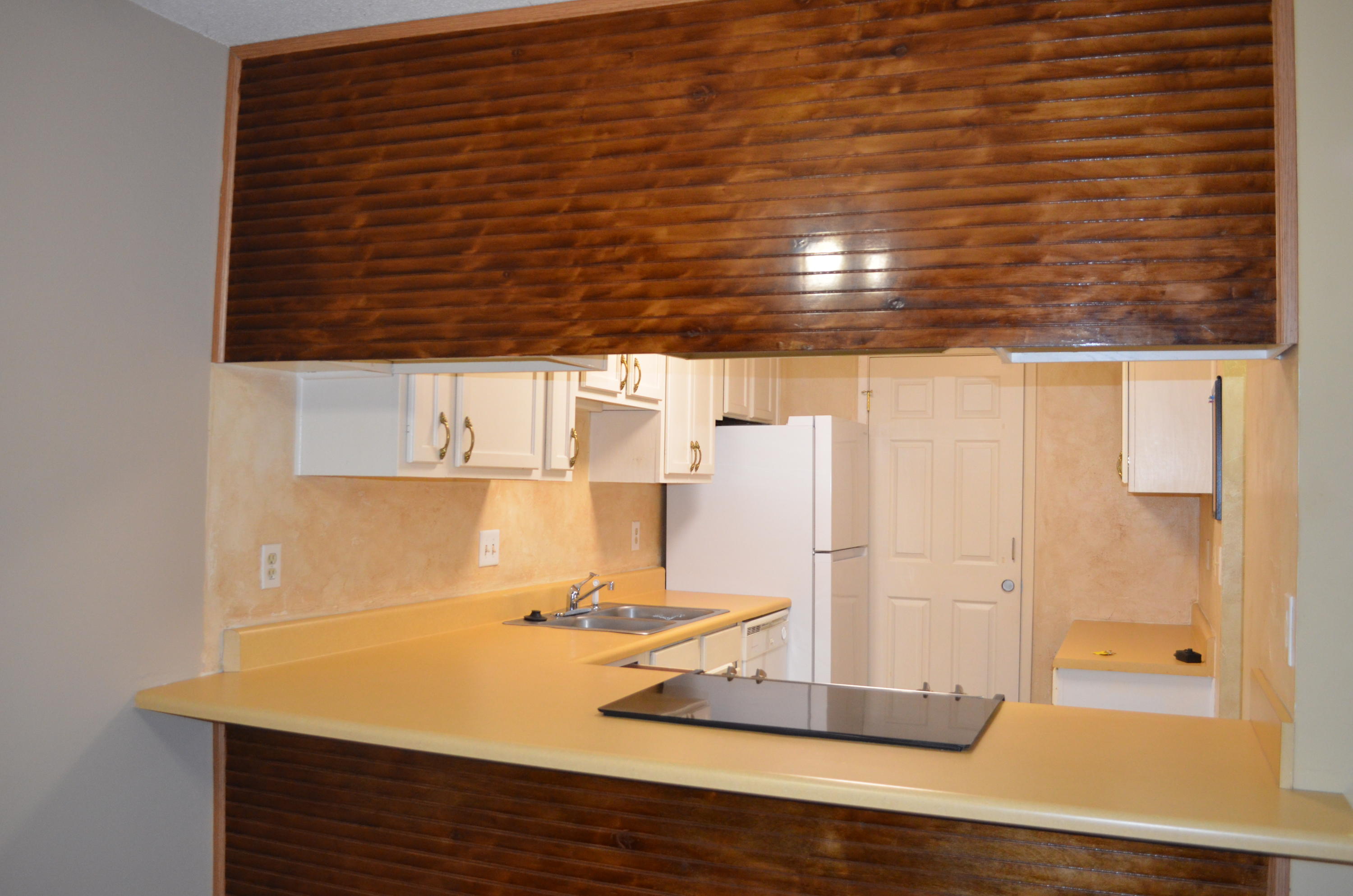 SCOTTWOOD - Residential Lease