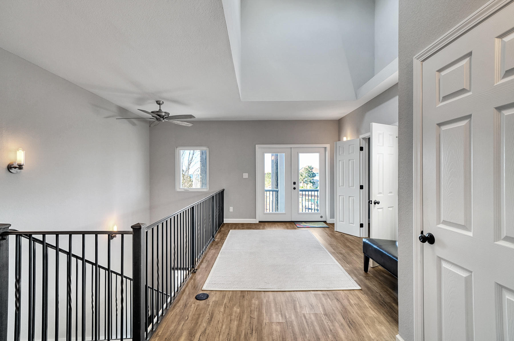 ORIOLE BEACH - Residential