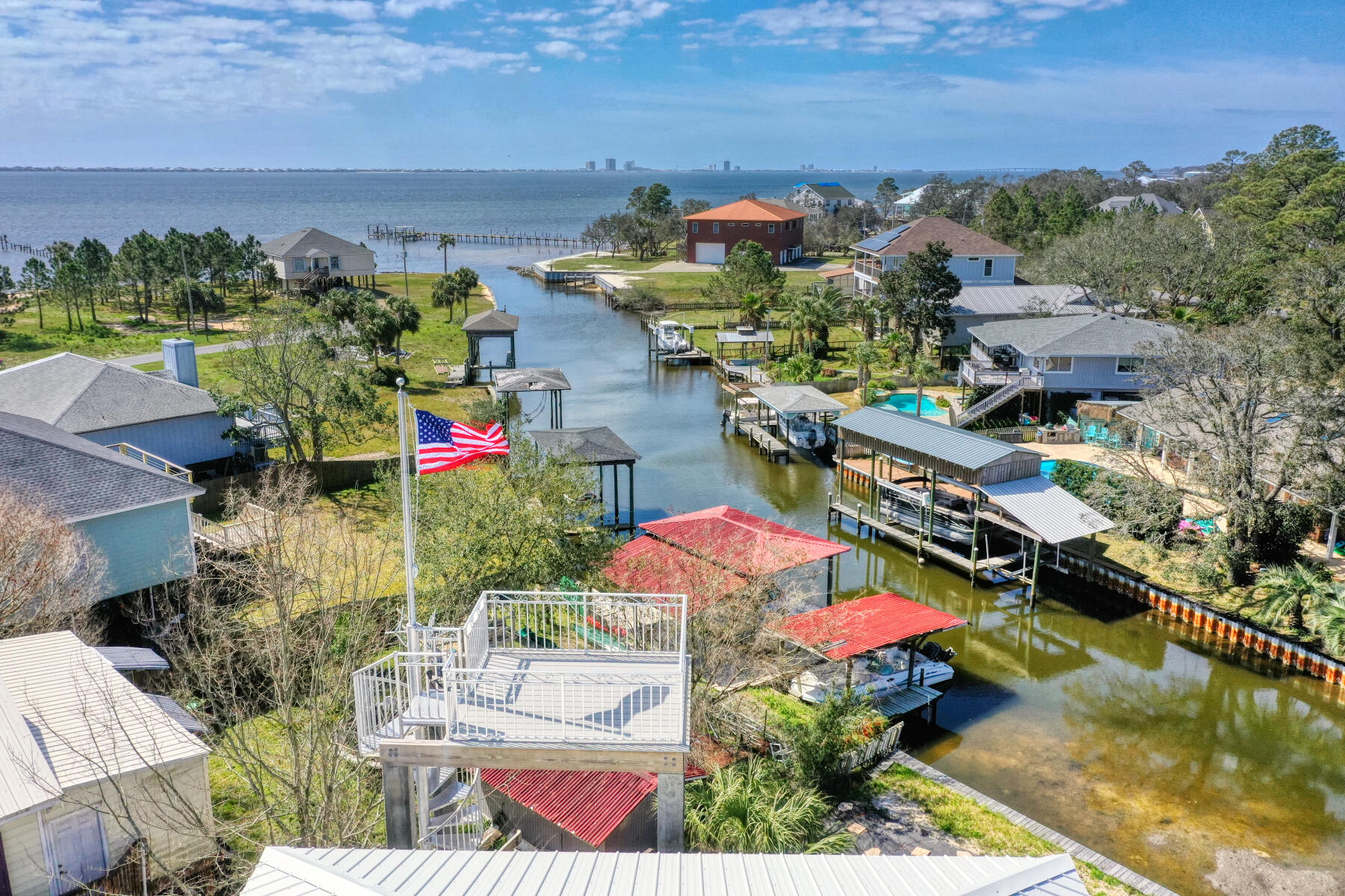 ORIOLE BEACH - Residential