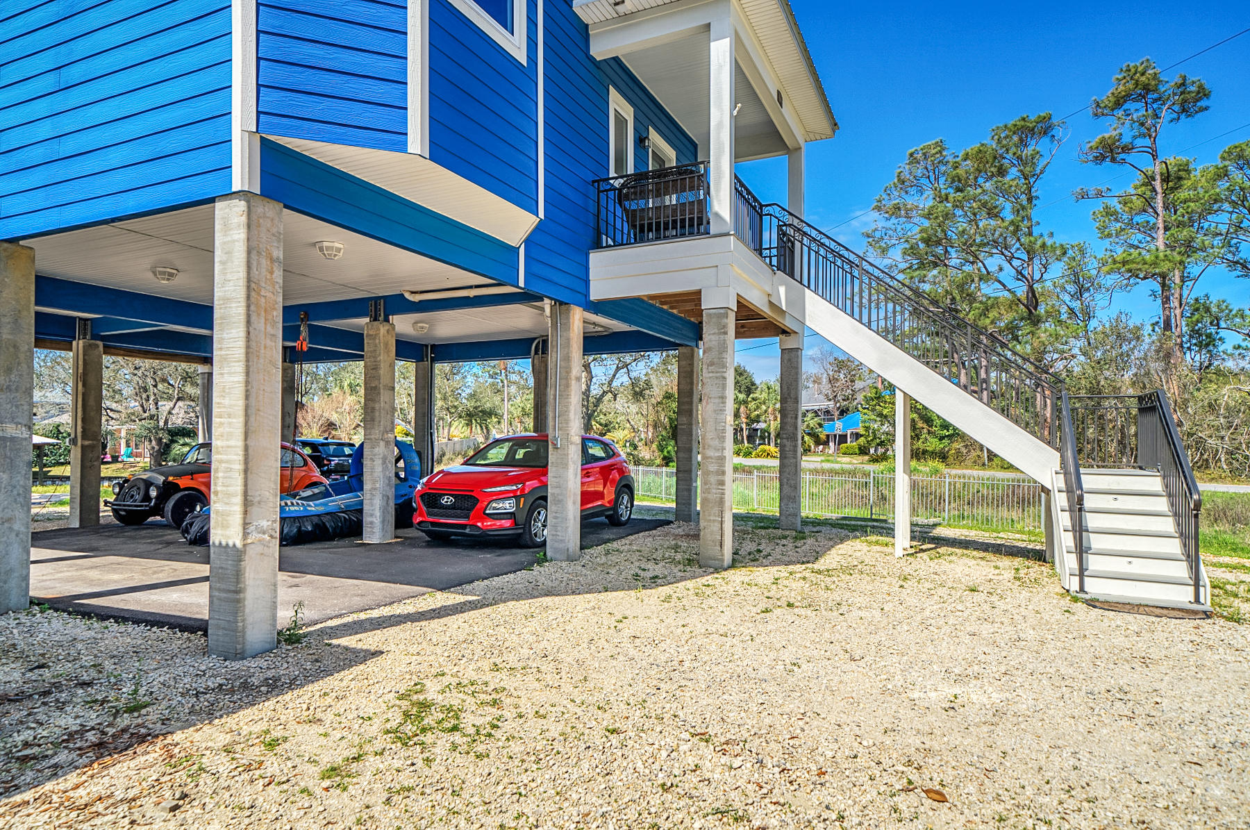 ORIOLE BEACH - Residential