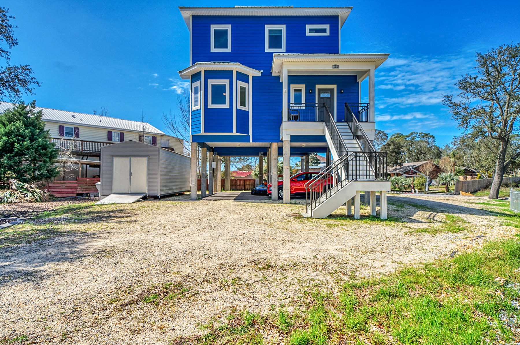ORIOLE BEACH - Residential