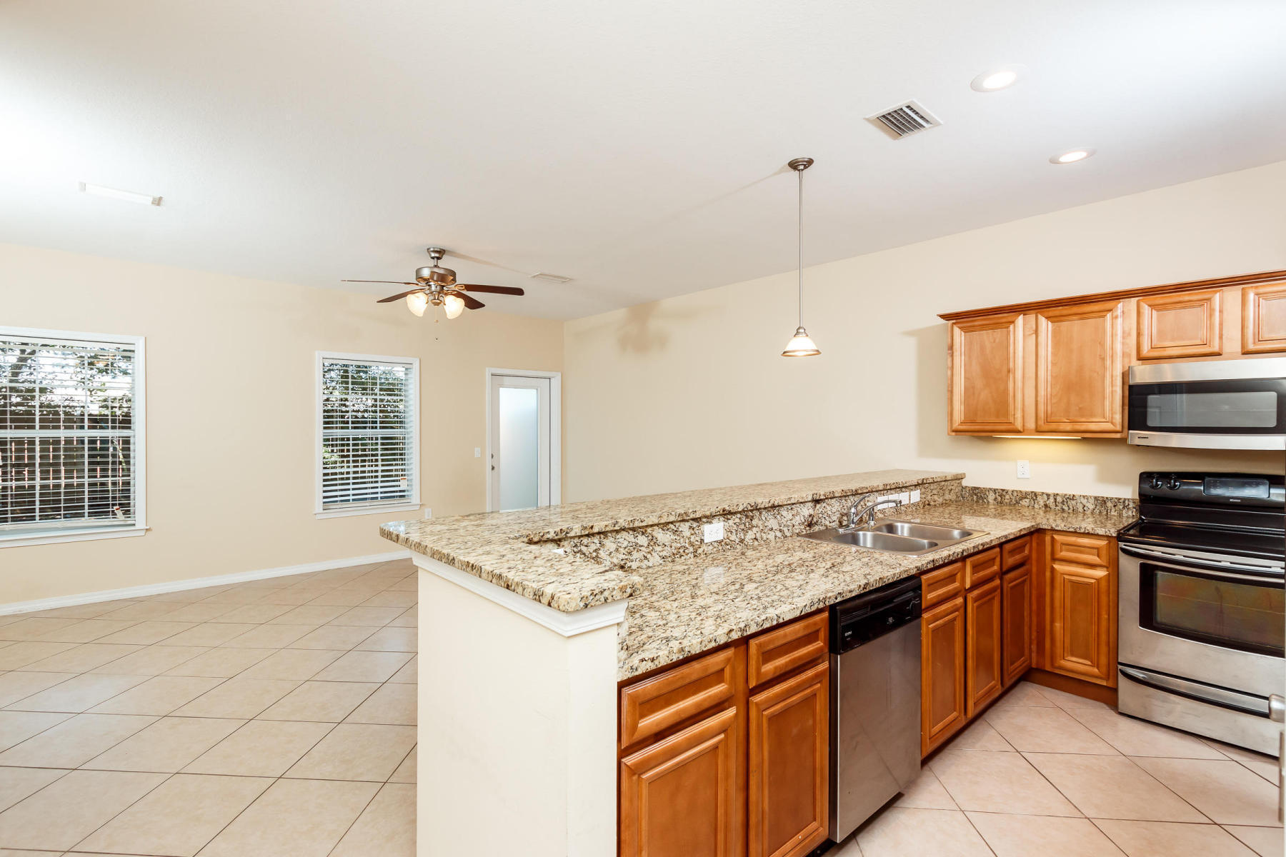 FAIRVIEW HEIGHTS - Residential Lease