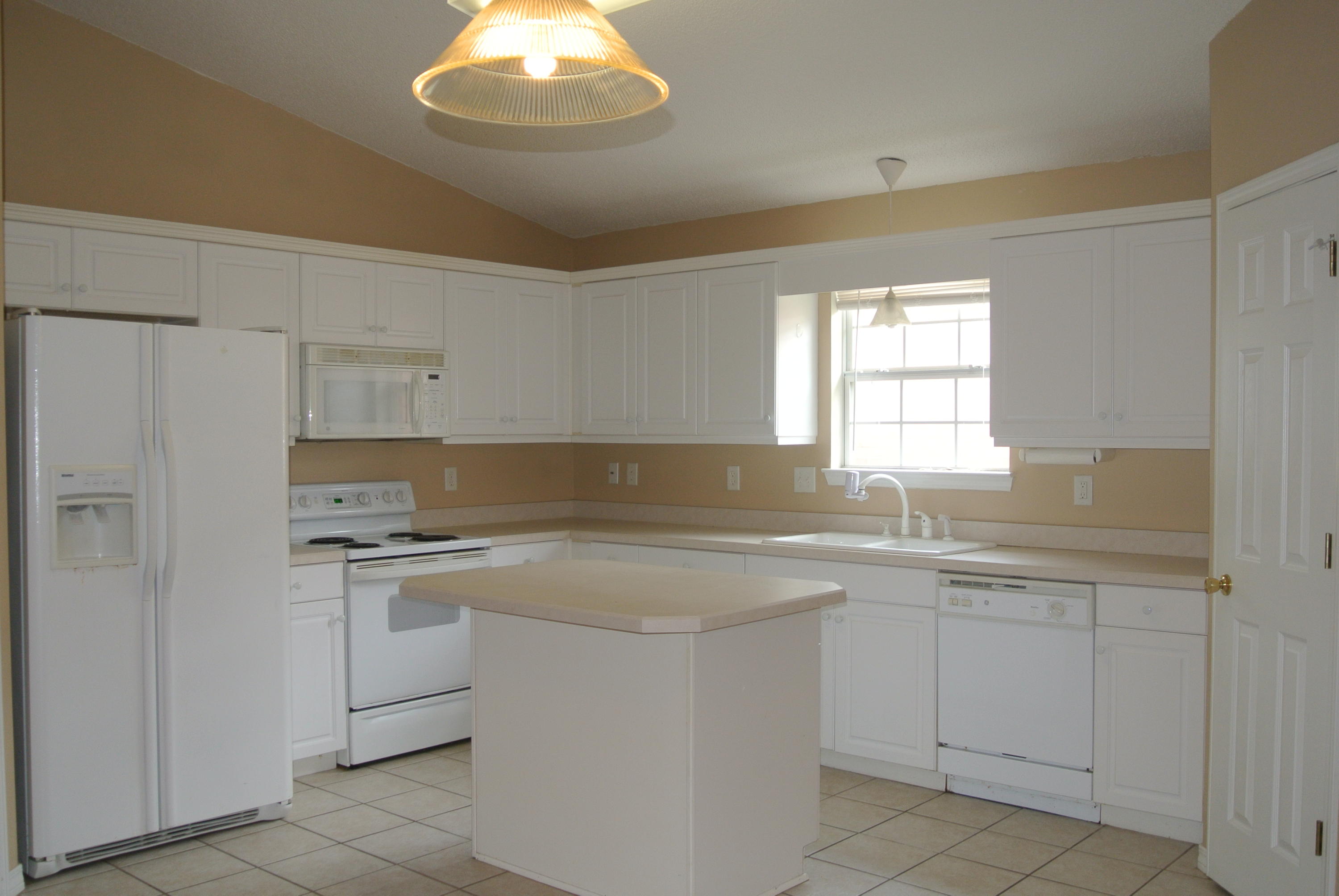MAGNOLIA PLANTATION AT BLUEWATER BAY - Residential Lease