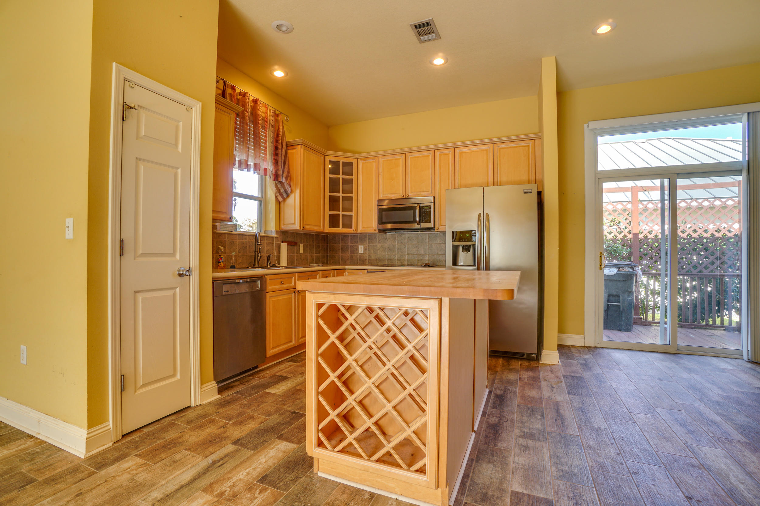 MARAVILLA COTTAGES - Residential