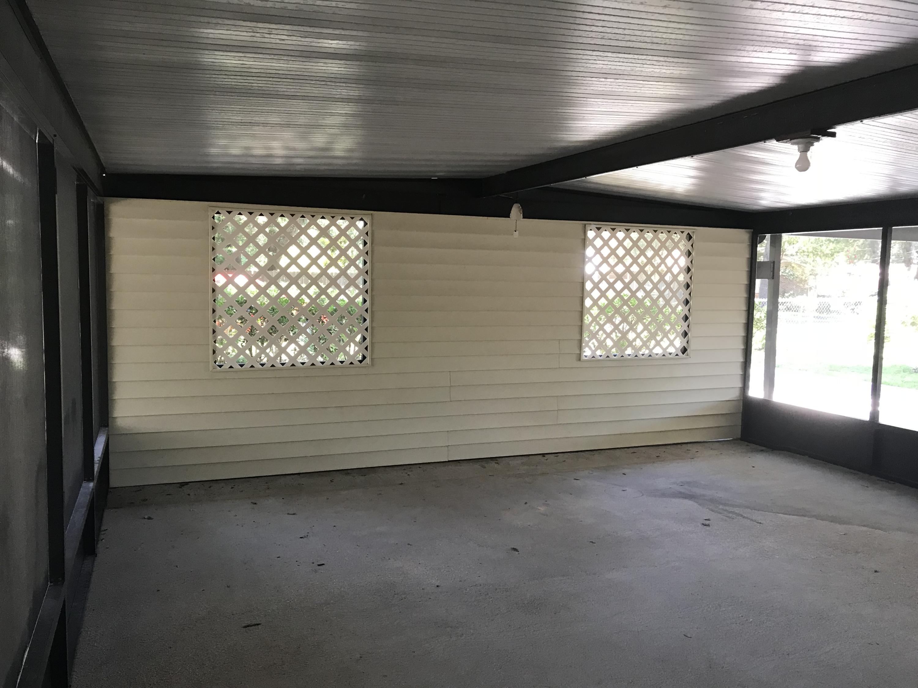 VALPARAISO PINECREST 2 - Residential Lease
