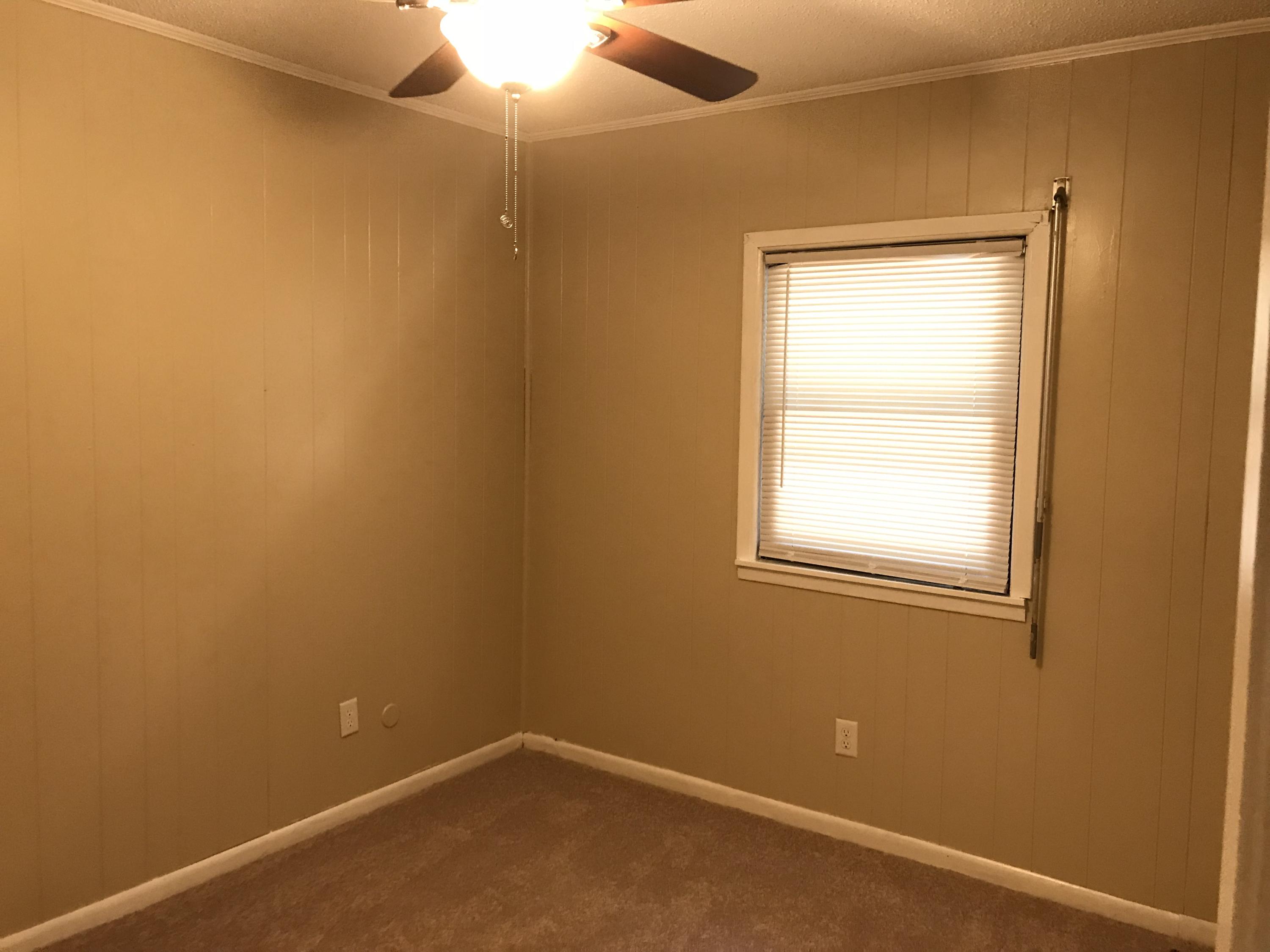 VALPARAISO PINECREST 2 - Residential Lease