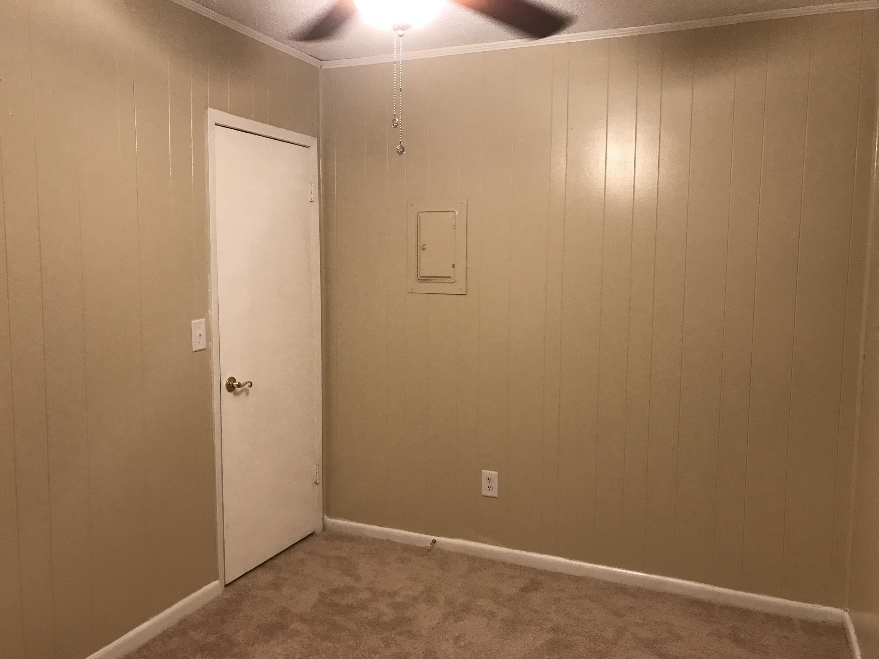 VALPARAISO PINECREST 2 - Residential Lease