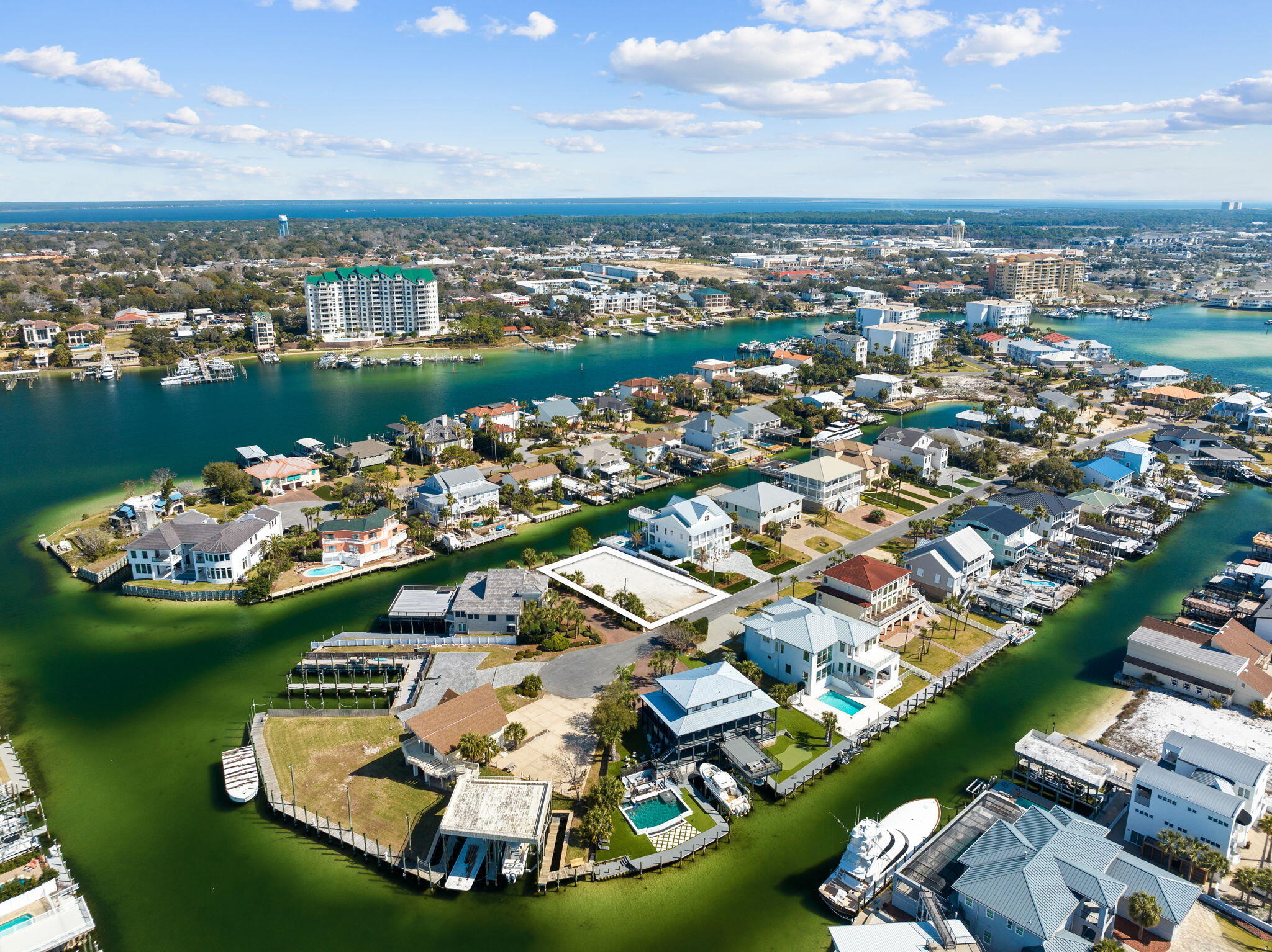Calling all boaters and builders! Here is your opportunity to own one of the last remaining vacant lots in Holiday Isle. Enjoy 90 feet of canal frontage in the heart of Destin, offering quick access to Destin's ''East Pass'' and the Gulf of America.  Destin is known as the ''World's Luckiest Fishing Village.''  Schedule your showing today.