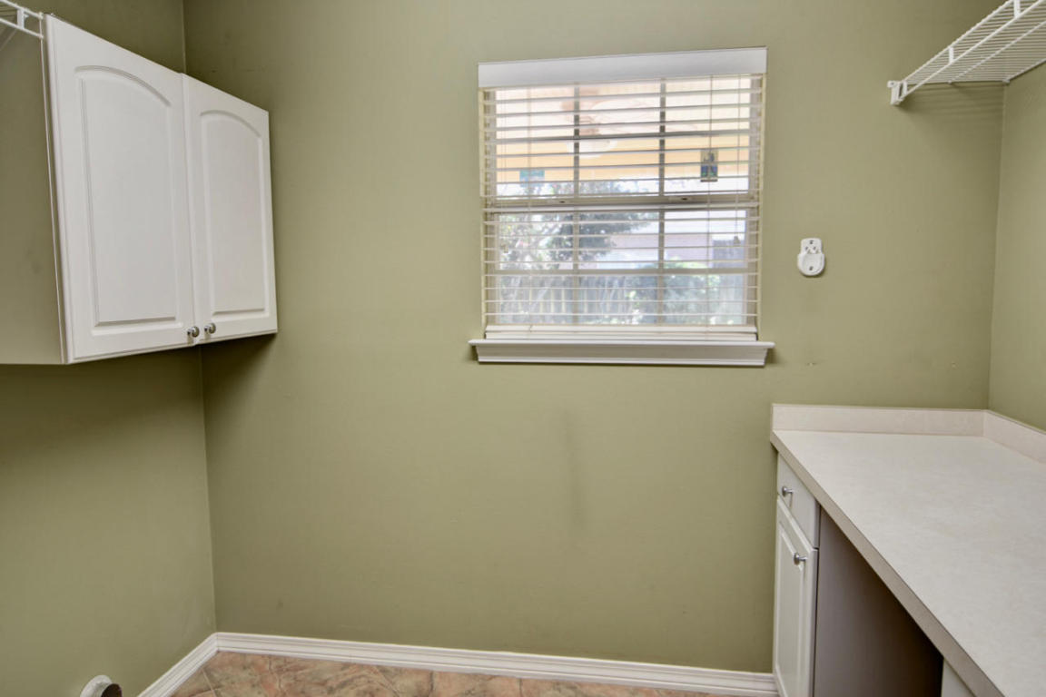 AVALON BEACH ESTATES - Residential Lease
