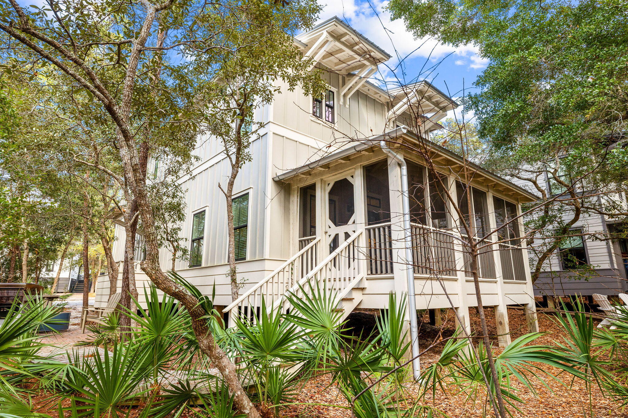 MAGNOLIA COTTAGES - Residential