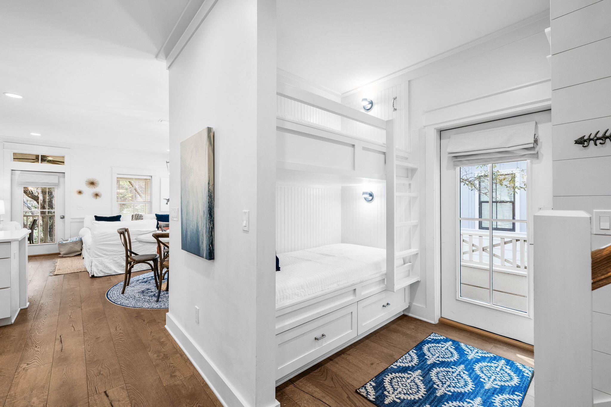 MAGNOLIA COTTAGES - Residential