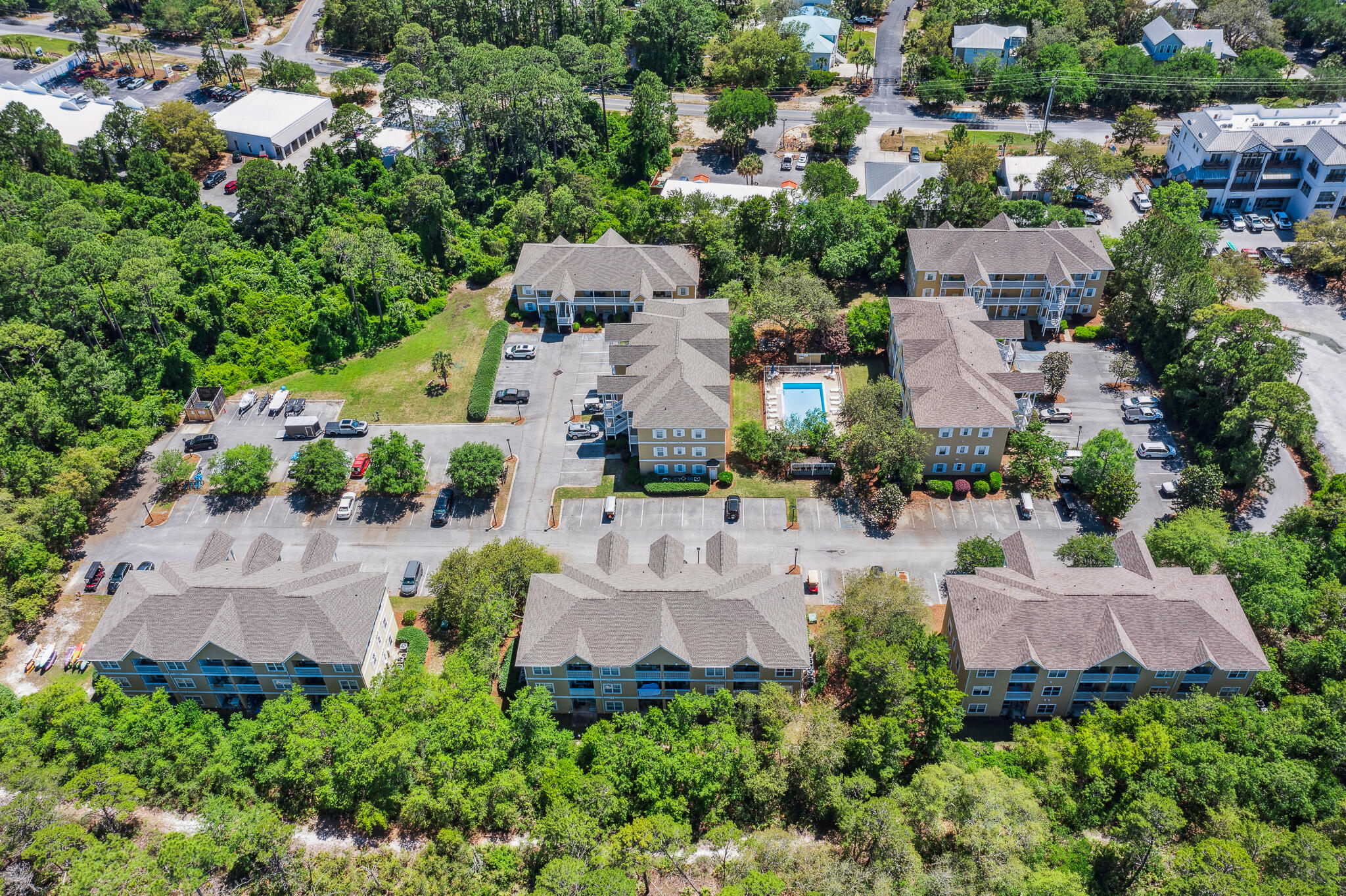 HERONS WATCH CONDO PH 1 - Residential