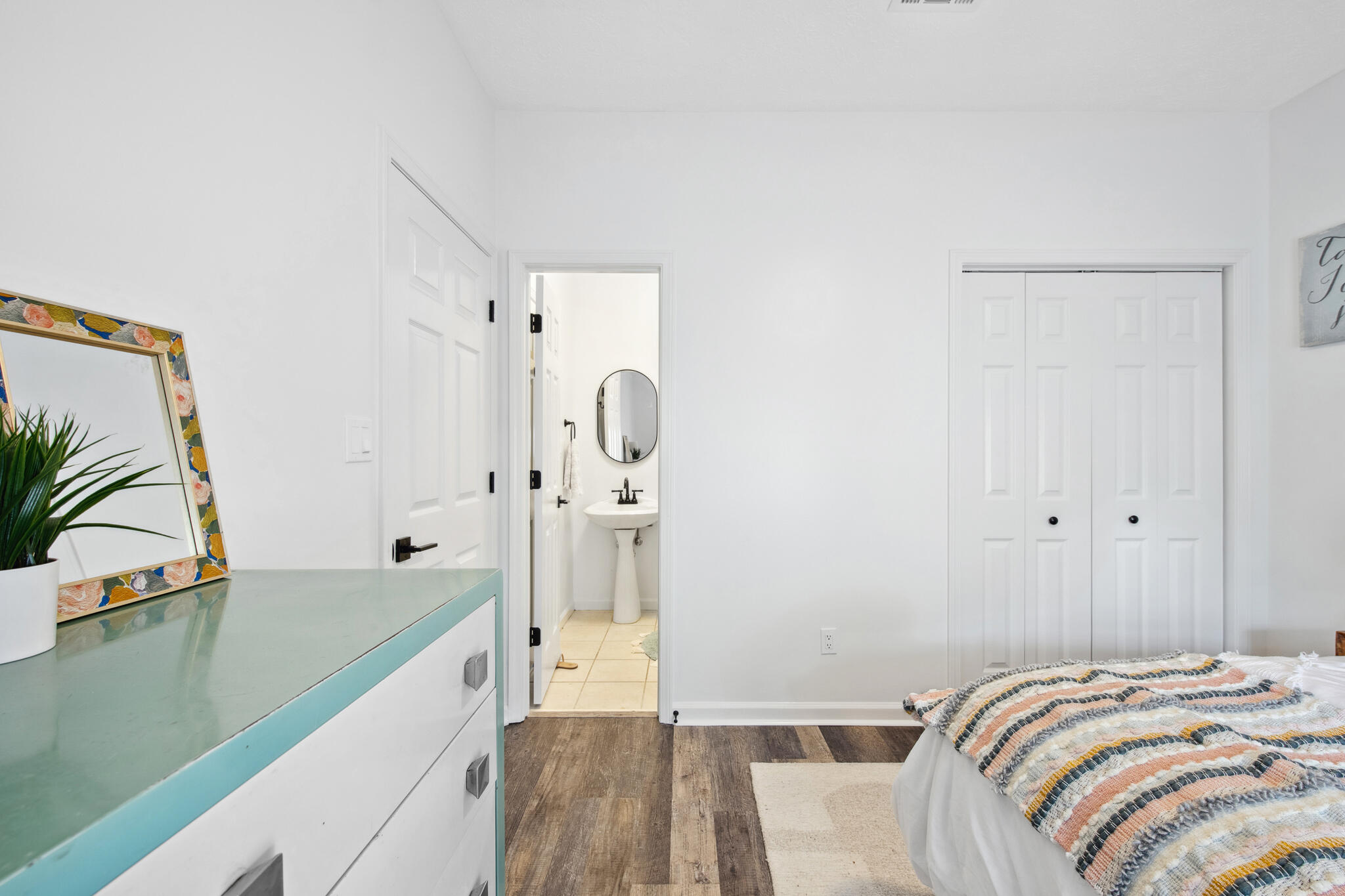 HERONS WATCH CONDO PH 1 - Residential