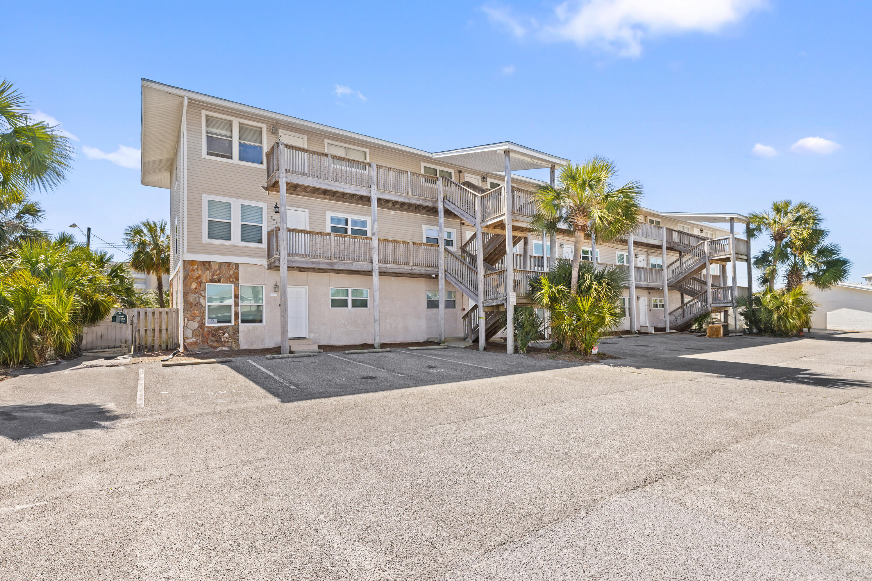 ISLAND GARDENS CONDO - Residential