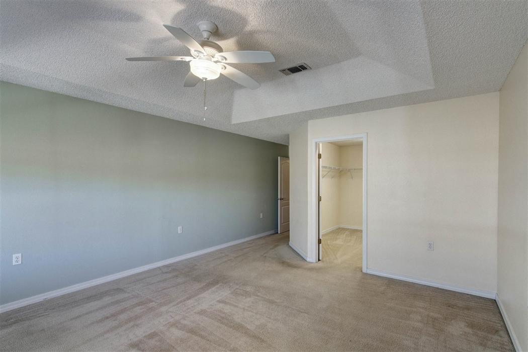 LIGHTHOUSE POINTE - Residential