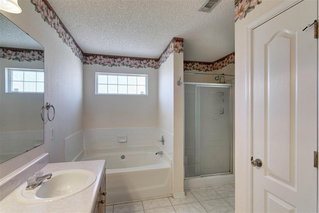 LIGHTHOUSE POINTE - Residential