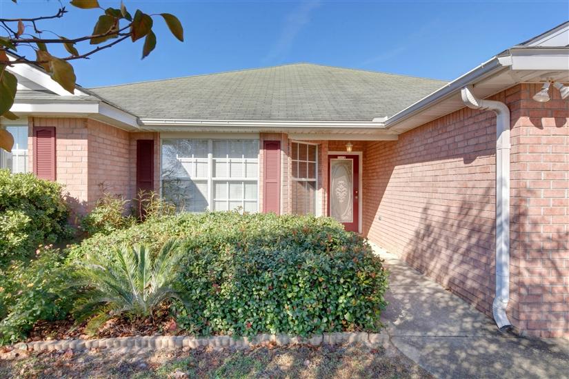 LIGHTHOUSE POINTE - Residential