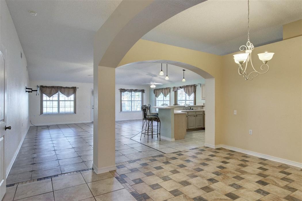 LIGHTHOUSE POINTE - Residential