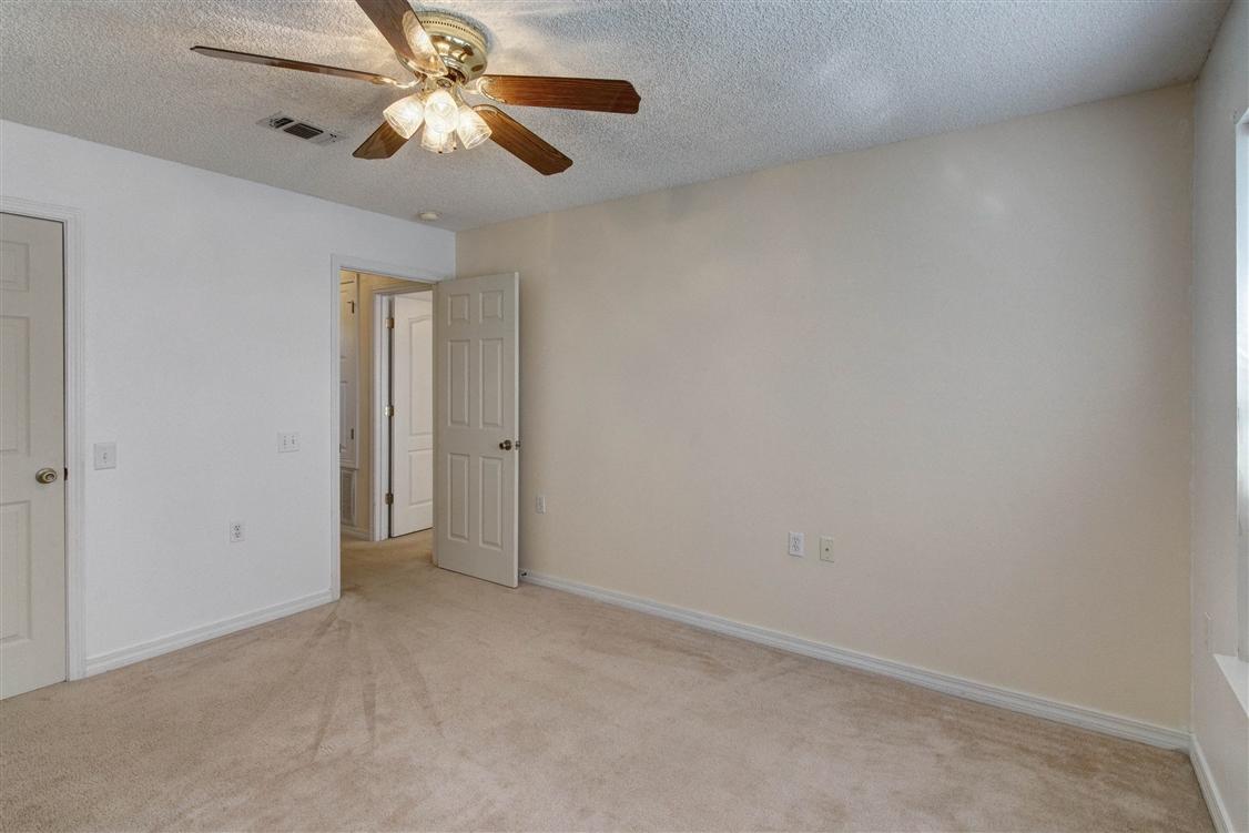 LIGHTHOUSE POINTE - Residential