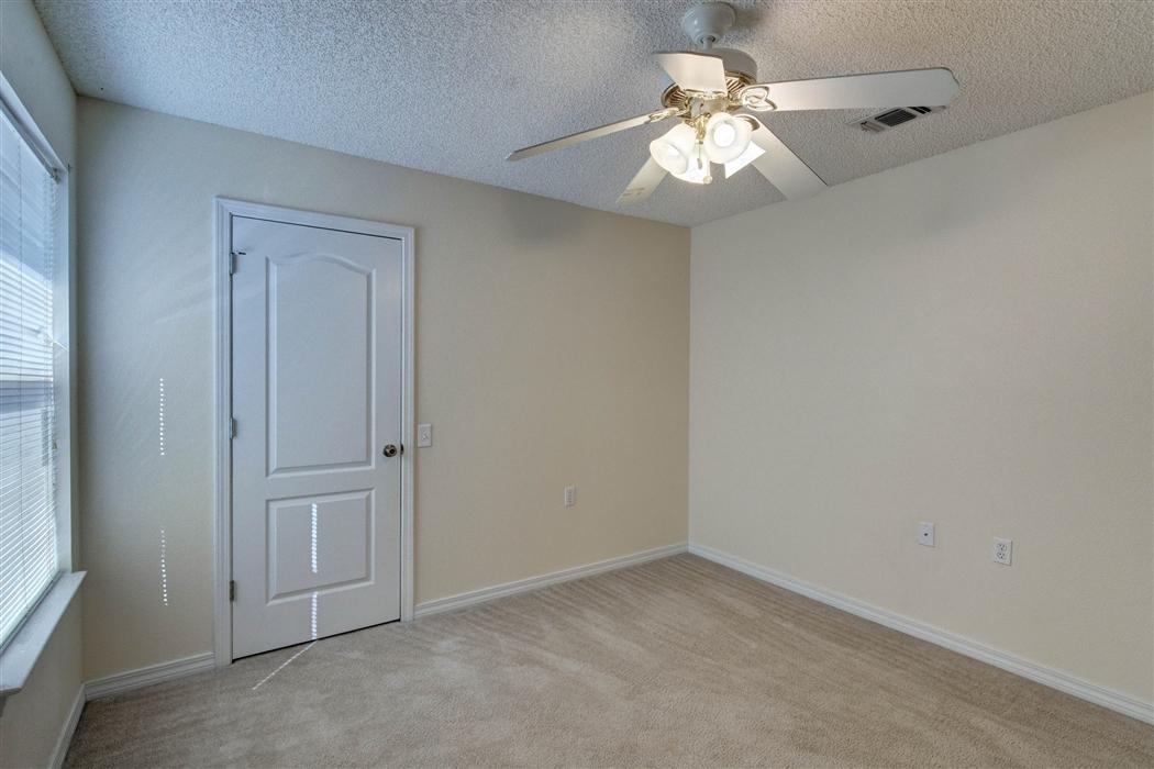 LIGHTHOUSE POINTE - Residential