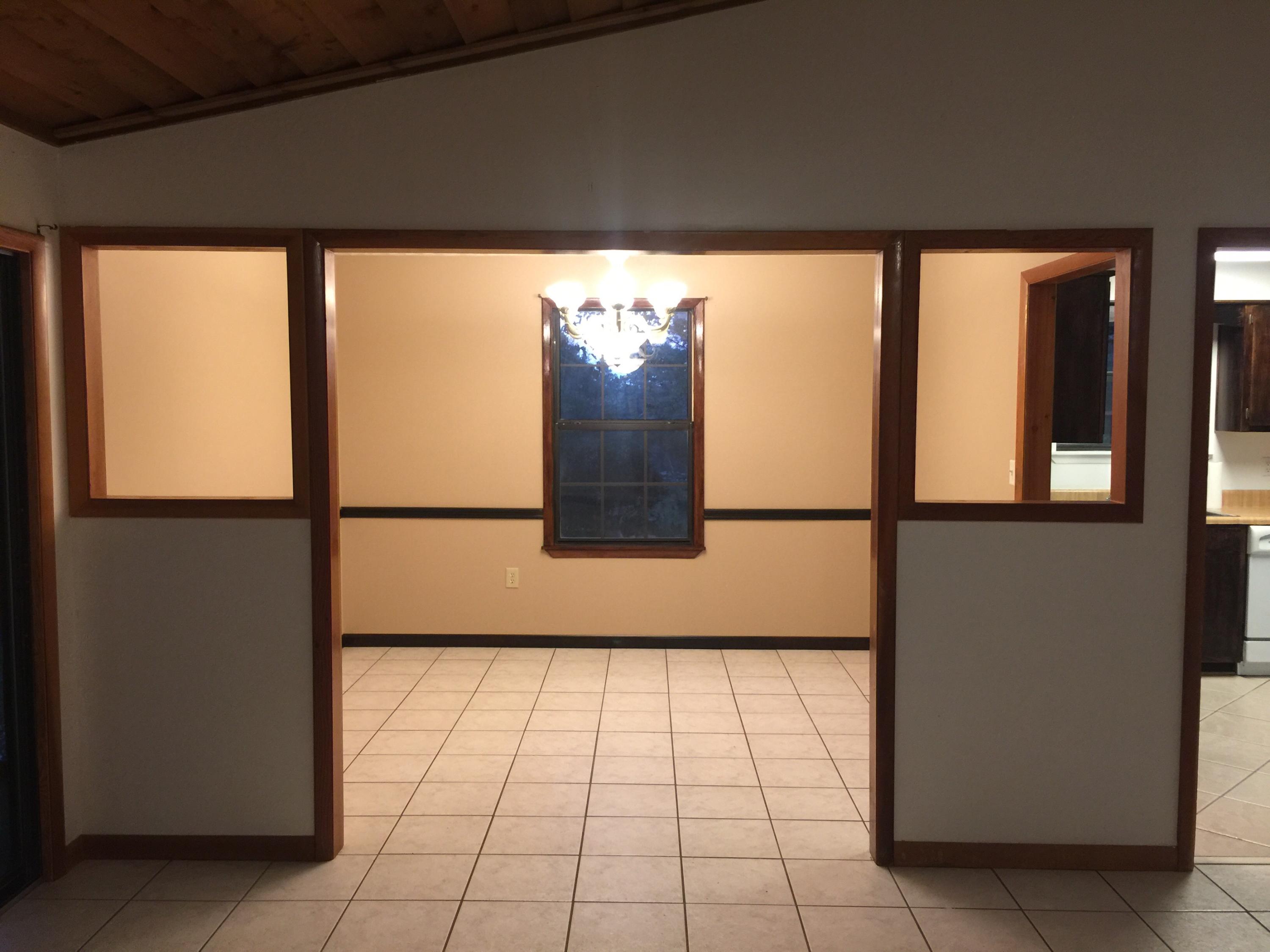 HILLTOP ACRES 1ST ADDN - Residential Lease