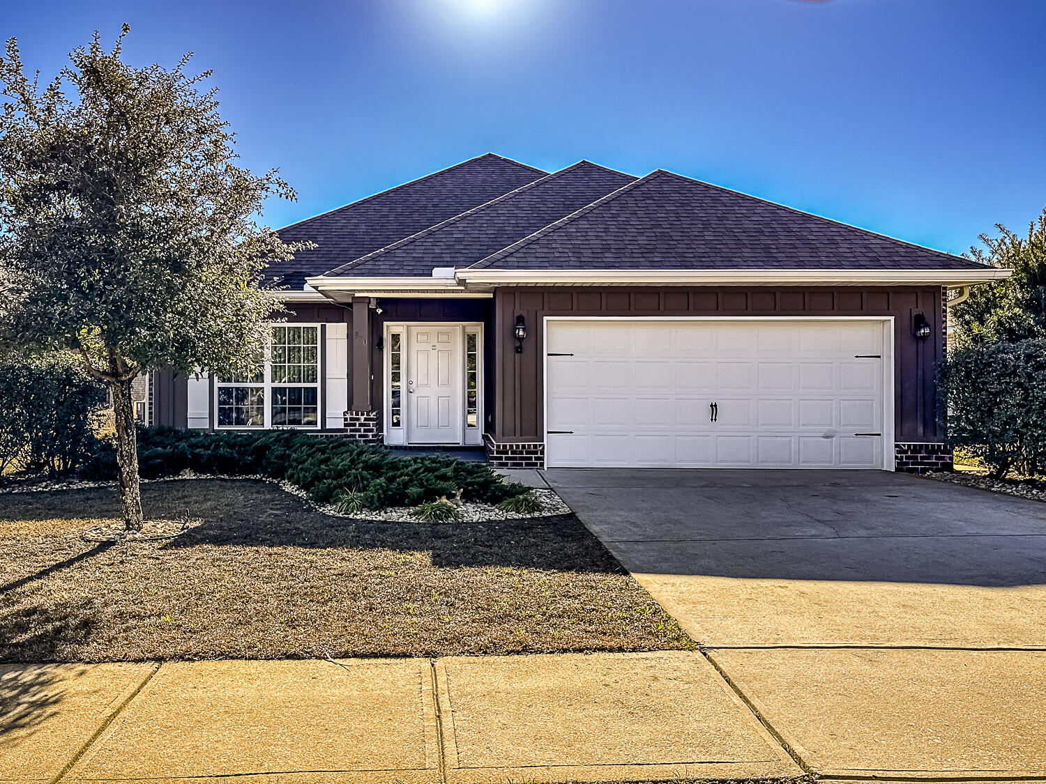 HAMMOCK BAY/ PASSAGES - Residential Lease