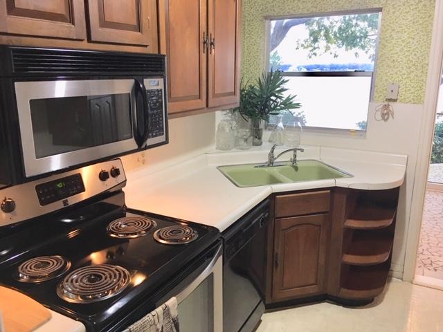 SHALIMAR PARK - Residential Lease