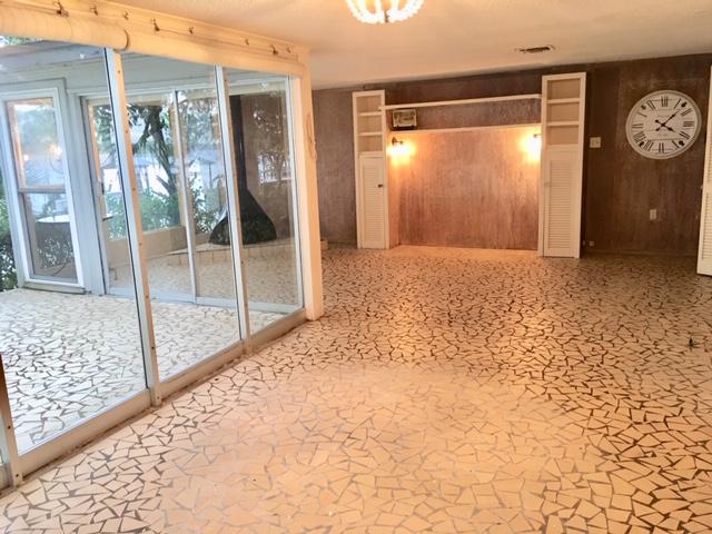 SHALIMAR PARK - Residential Lease