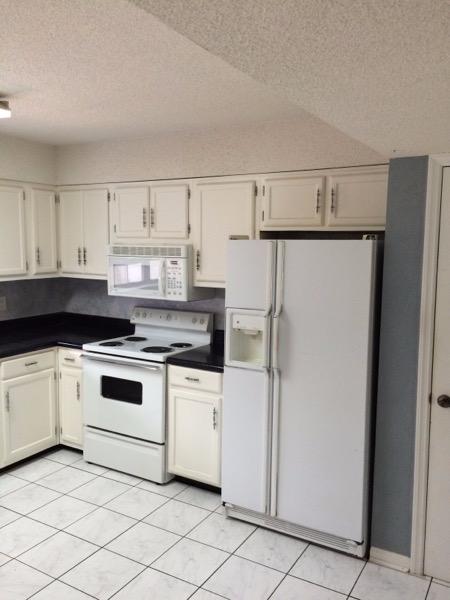 PORTOFINO T/H - Residential Lease