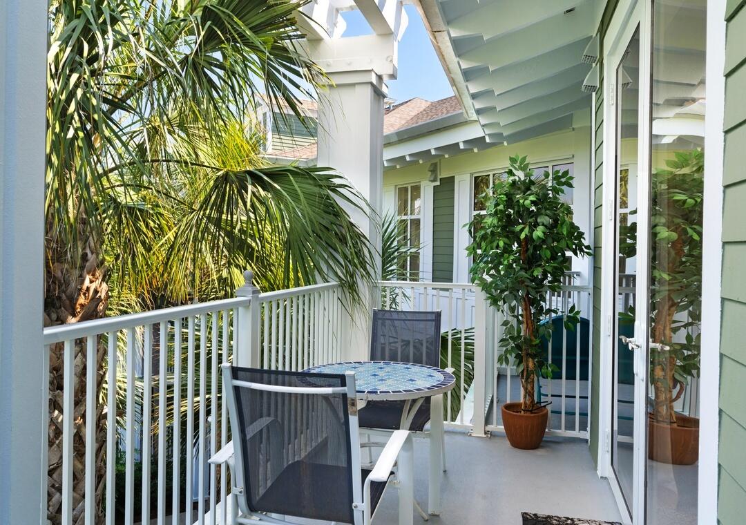 Pilot House - Residential