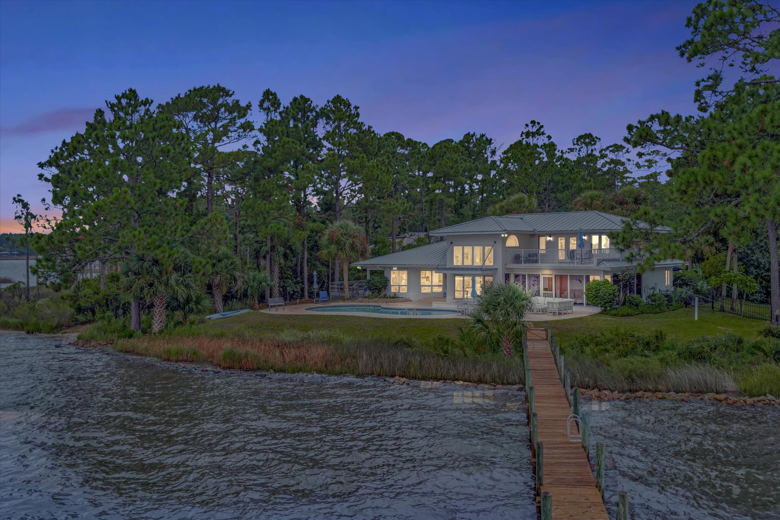 WOODLAND BAYOU ESTATES - Residential
