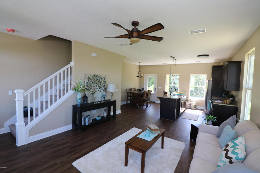 CALLAWAY CORNERS - Residential