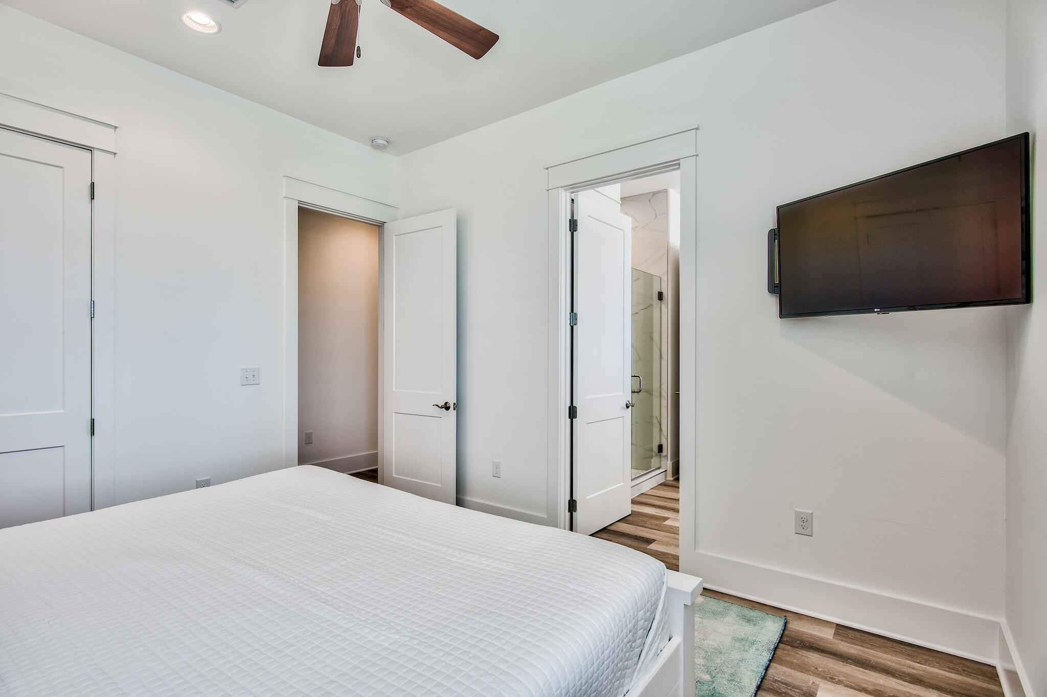Santa Rosa Retreat - Residential