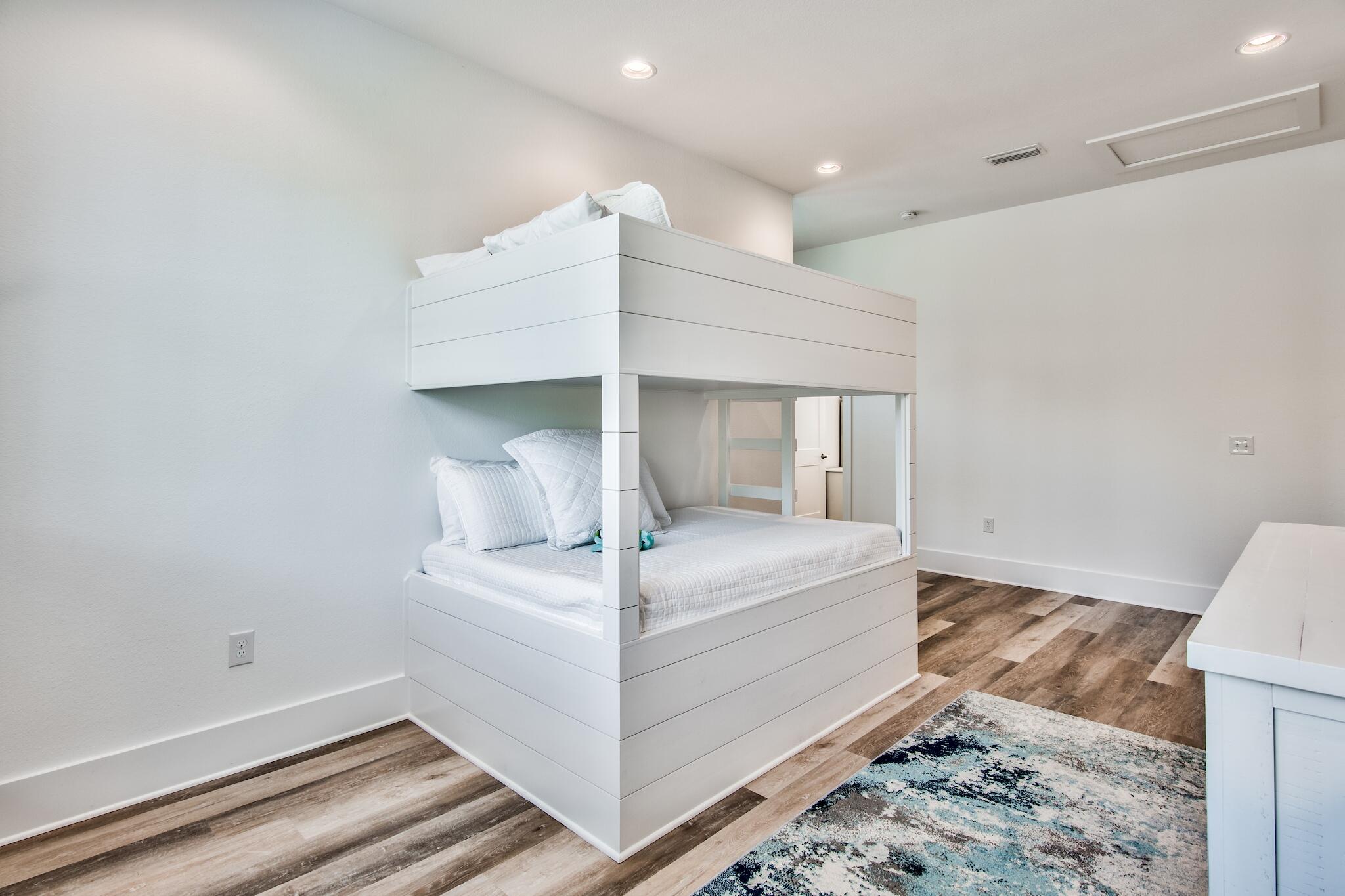 Santa Rosa Retreat - Residential